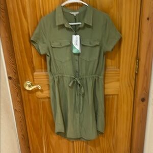 Love Tree Green Buttoned Polo Dress